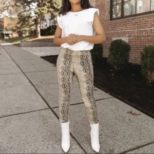 HUE High Waist Snakeskin Legging